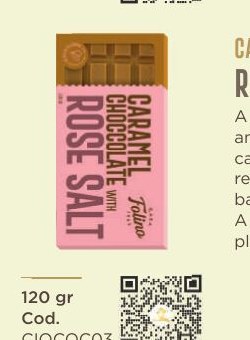 Caramel chocolate bar with rose salt