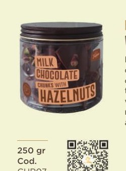 Chocolate chunks with hazelnuts